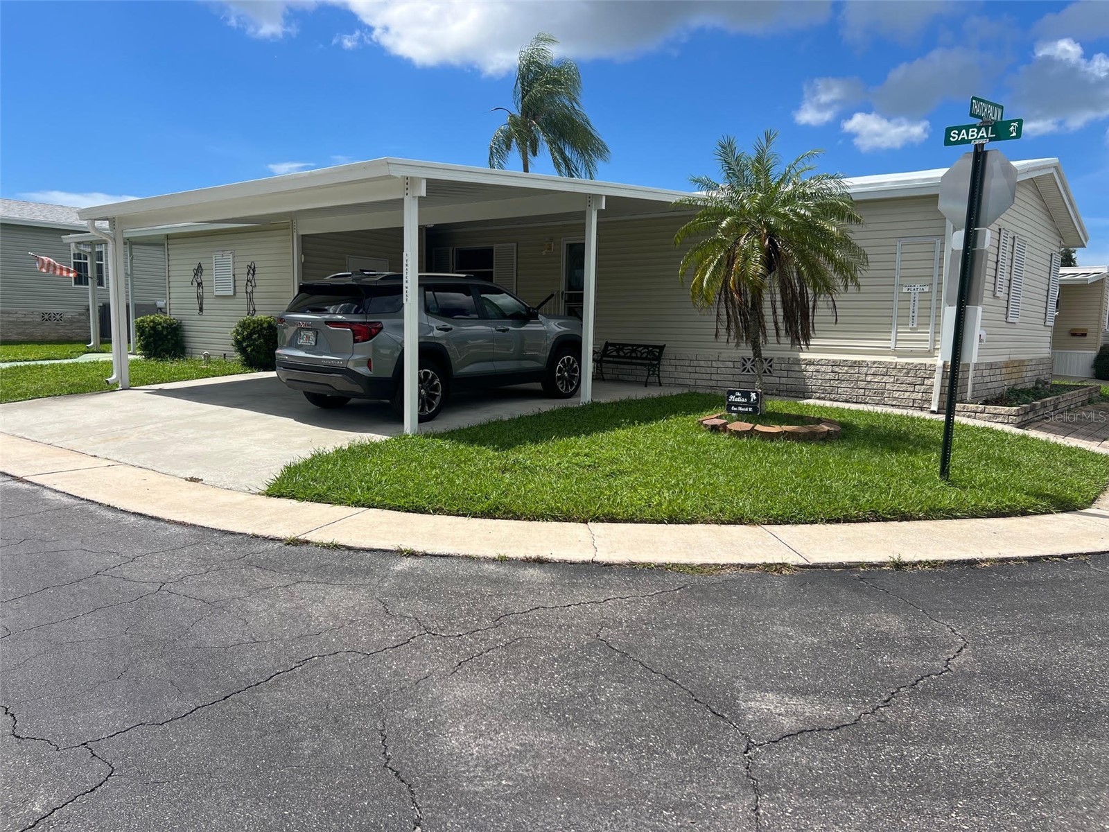 1 THATCH PALM STREET W