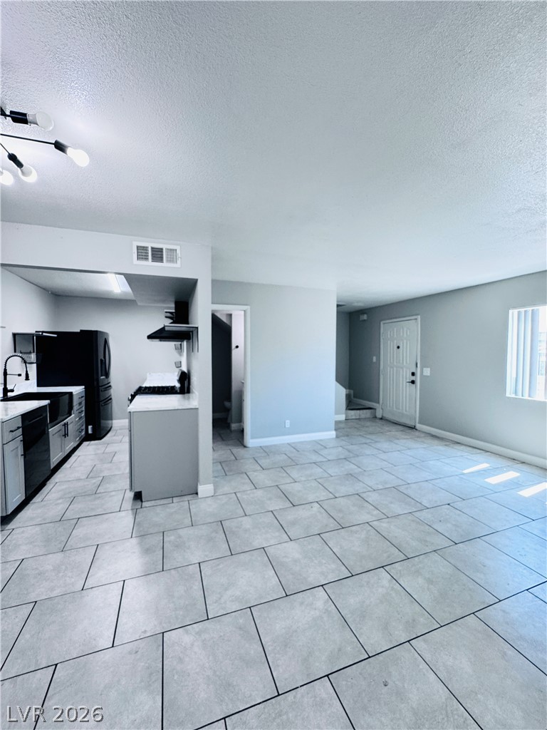 3671 Villa Knolls East Drive