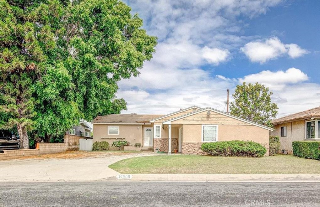 14909 Pemberton