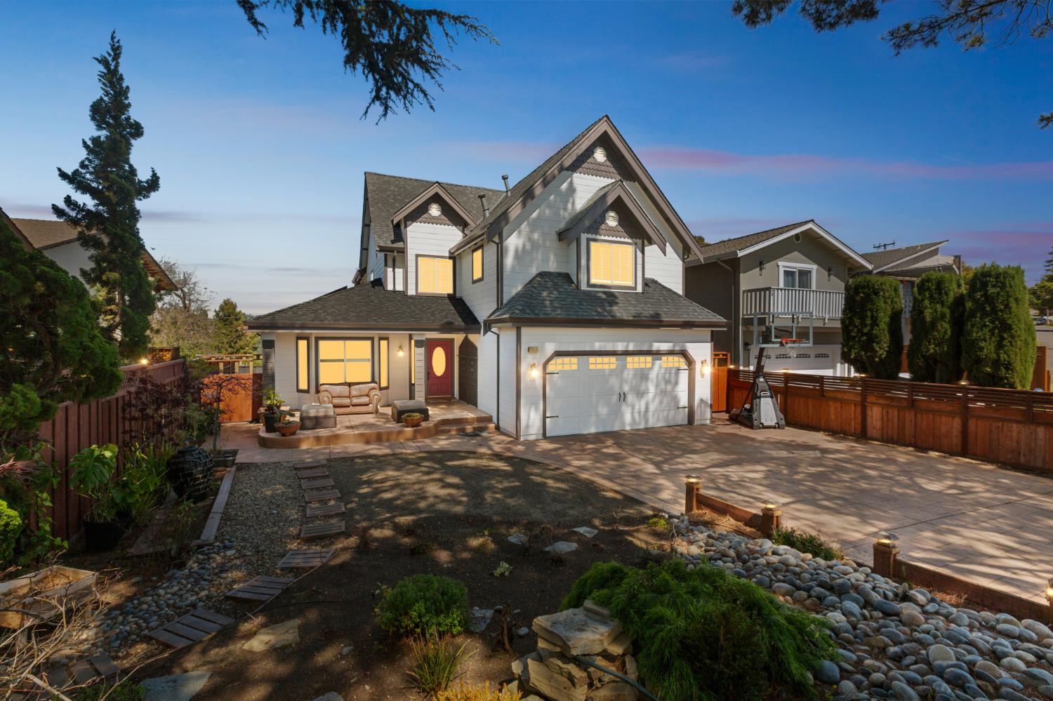 3130 Chronicle Ave, Hayward, CA 94542-2000