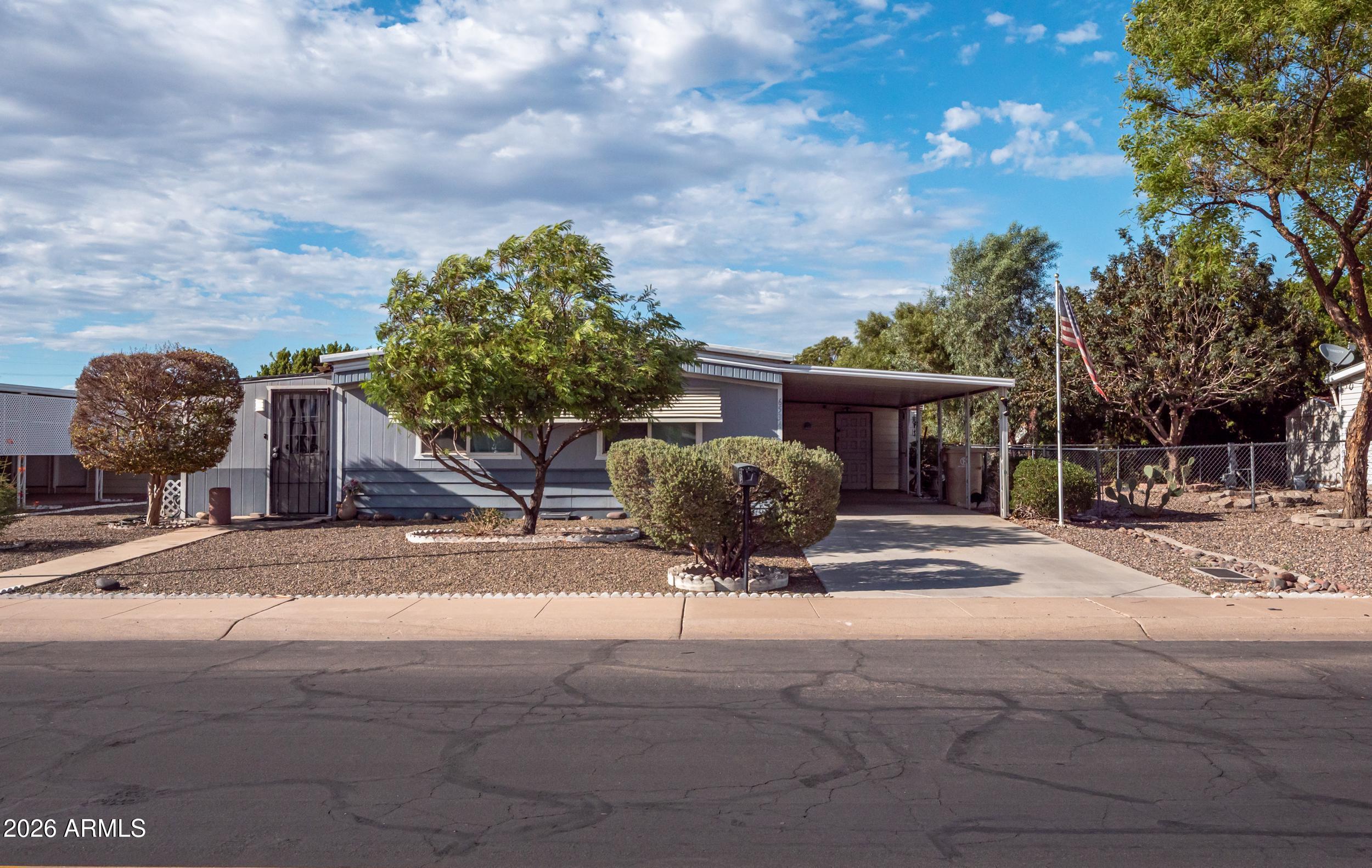 6534 W SUNNYSLOPE Lane, Glendale, AZ 85302