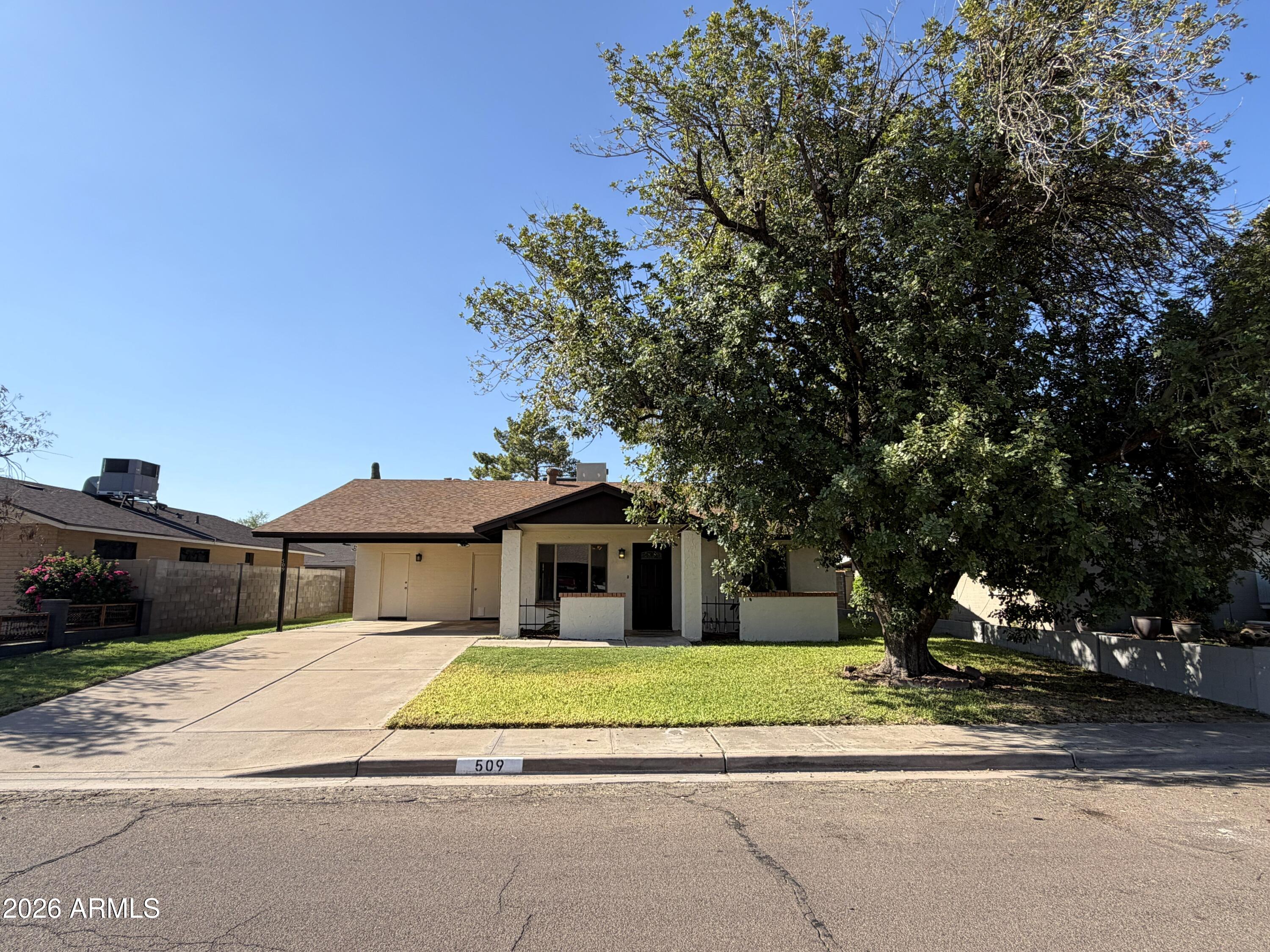 509 W SANTA CRUZ Drive, Tempe, AZ 85282