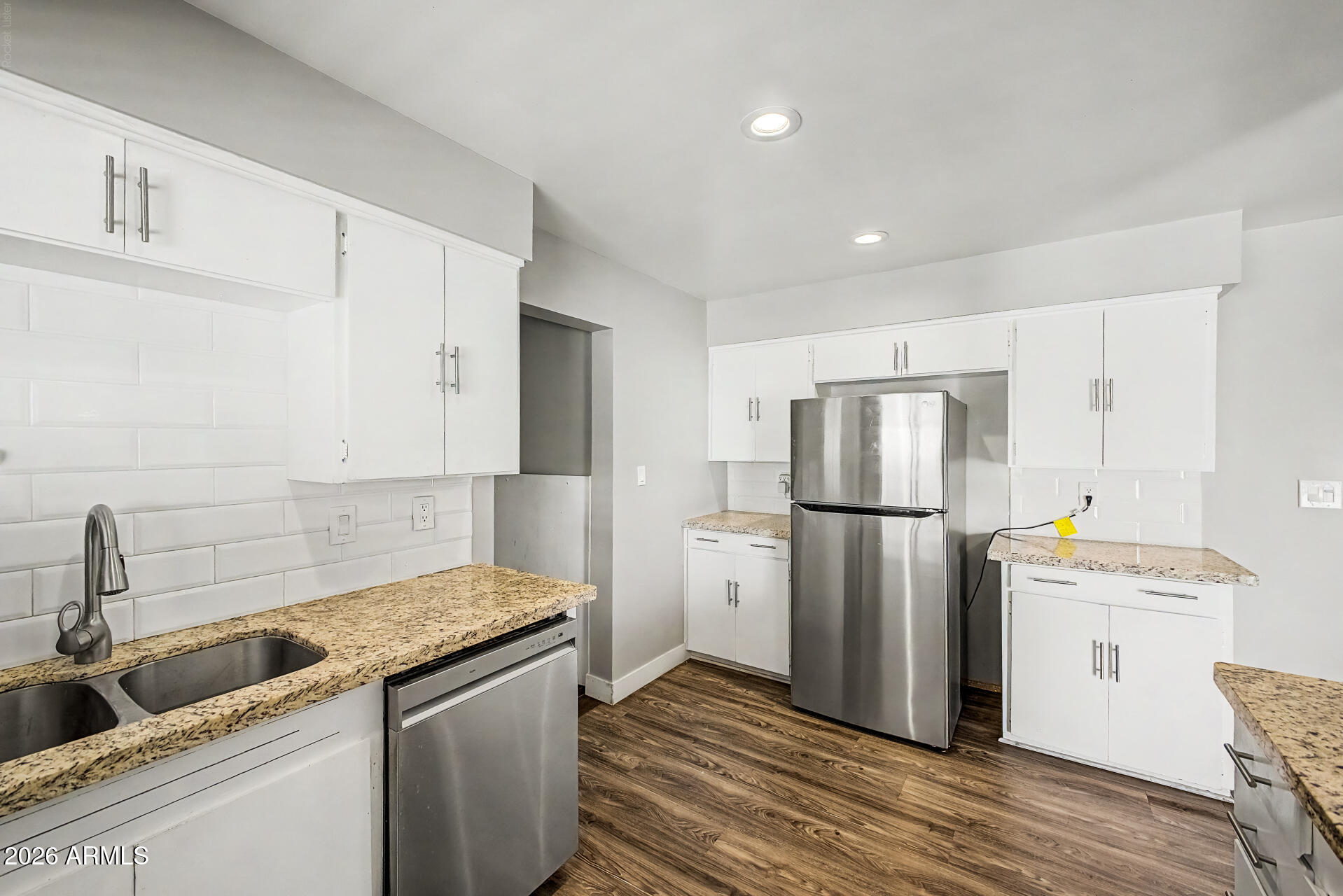 6701 N 42ND Drive, Phoenix, AZ 85019