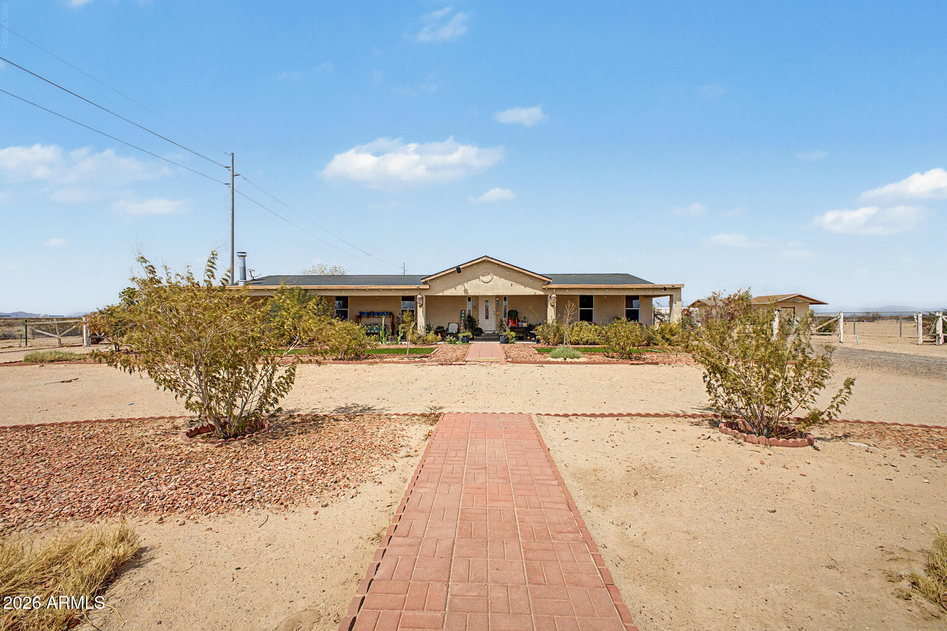 35430 W STEINWAY Drive, Arlington, AZ 85322