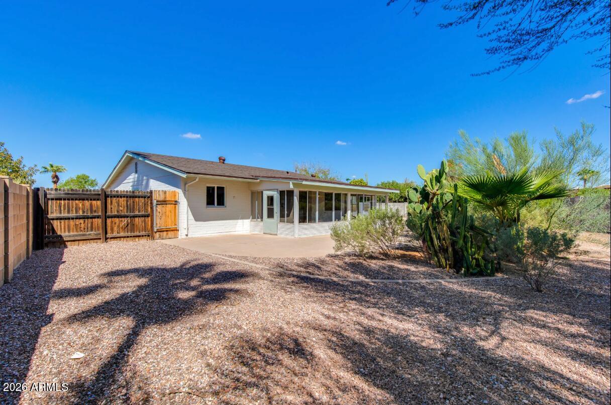 921 S ROSLYN Place, Mesa, AZ 85208