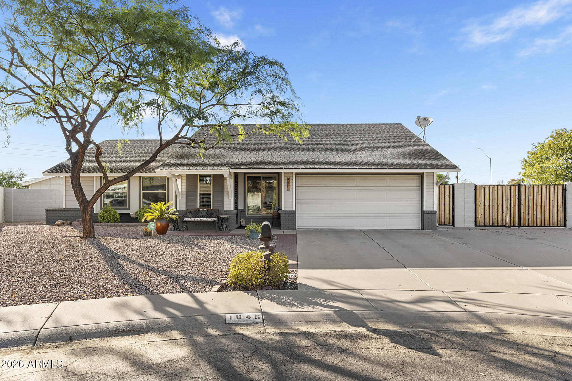 1846 W TARO Lane, Phoenix, AZ 85027