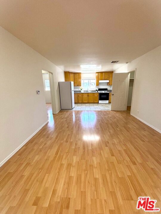 4343 W 4th Street 2-E