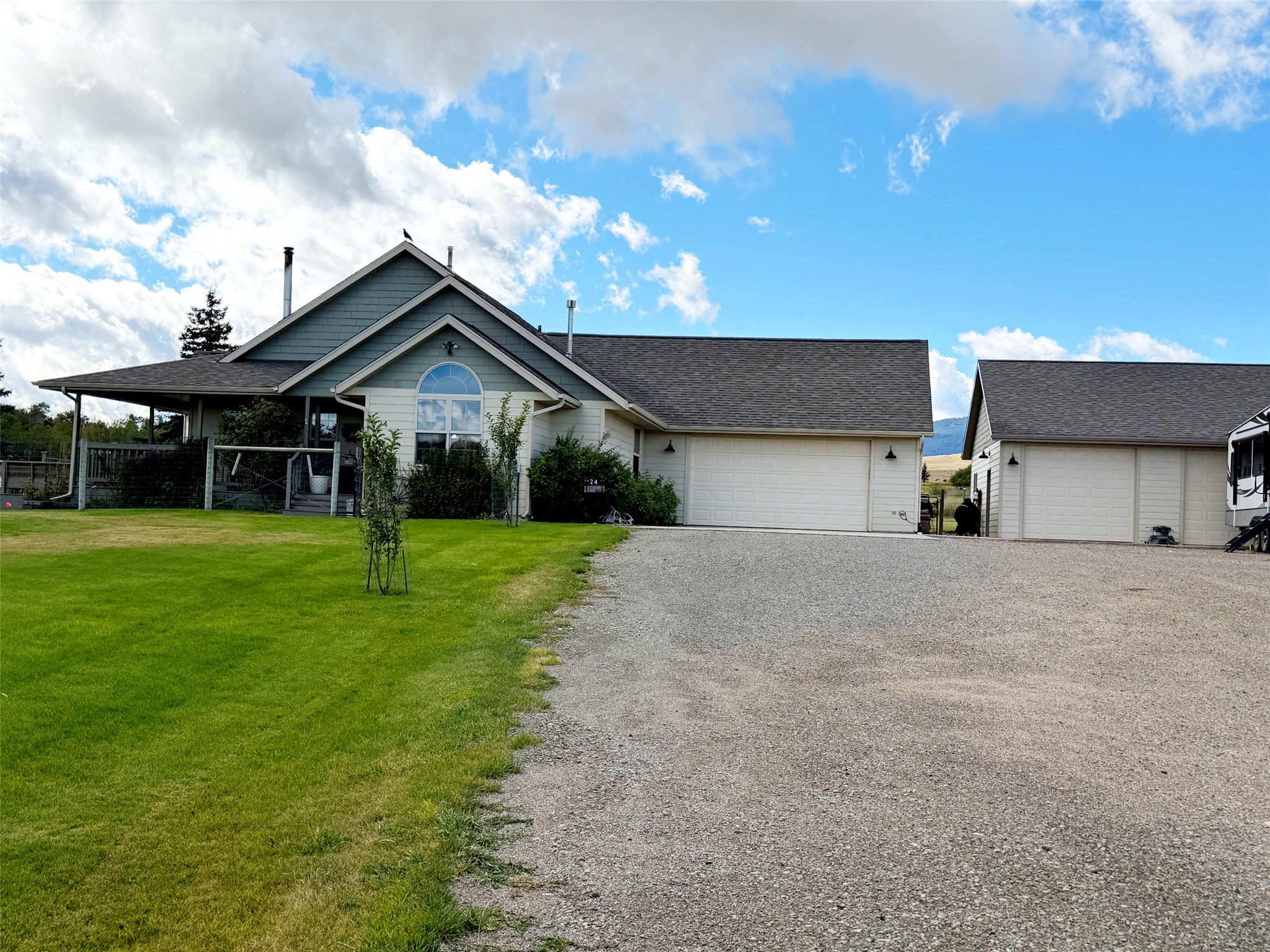 24 Pine Sysken Road