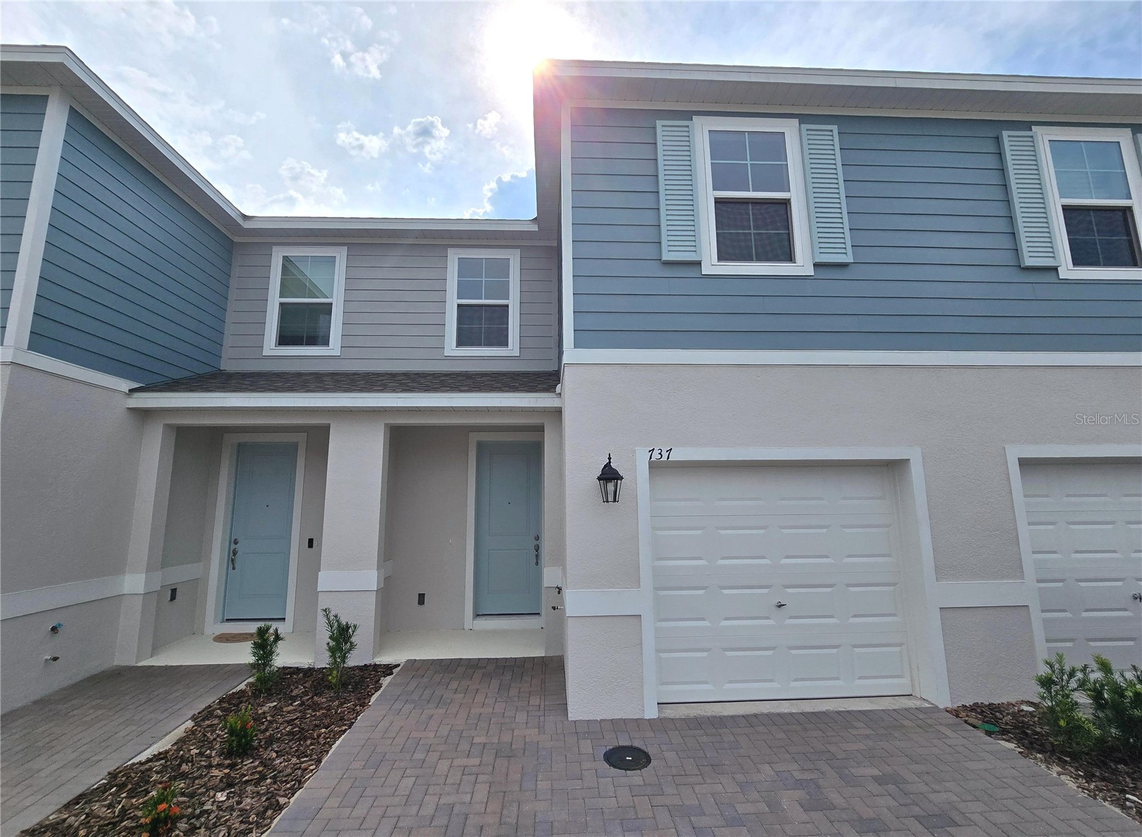 737 MAPLE OAK DRIVE