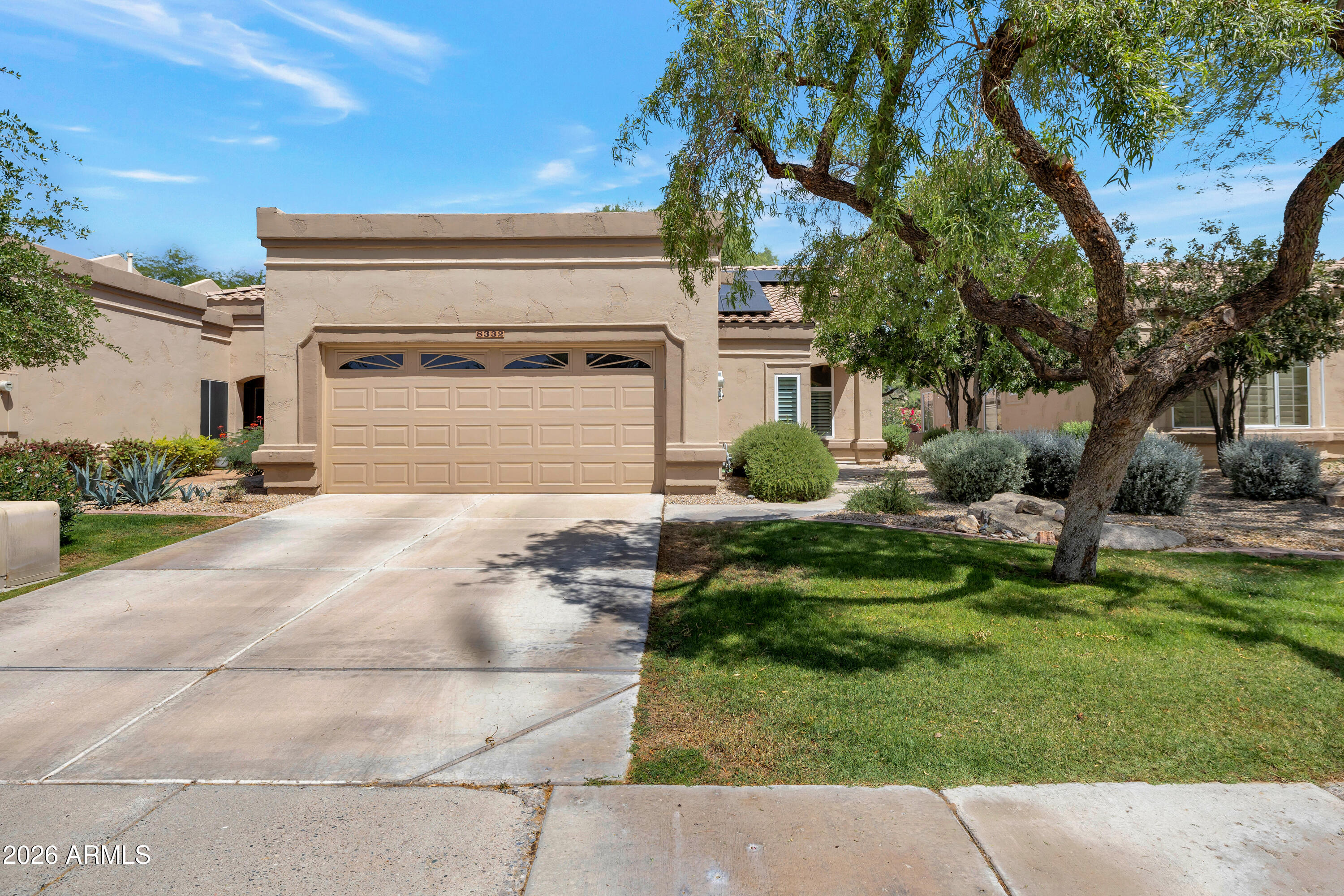 8332 W Taro Lane, Peoria, AZ 85382