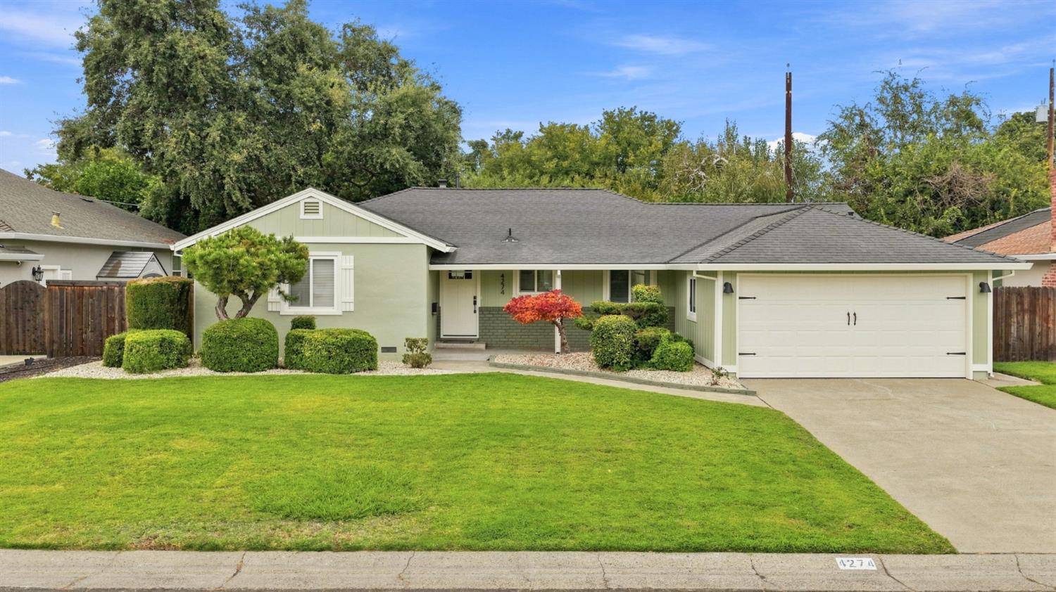 4274 Warren Ave, Sacramento, CA 95822