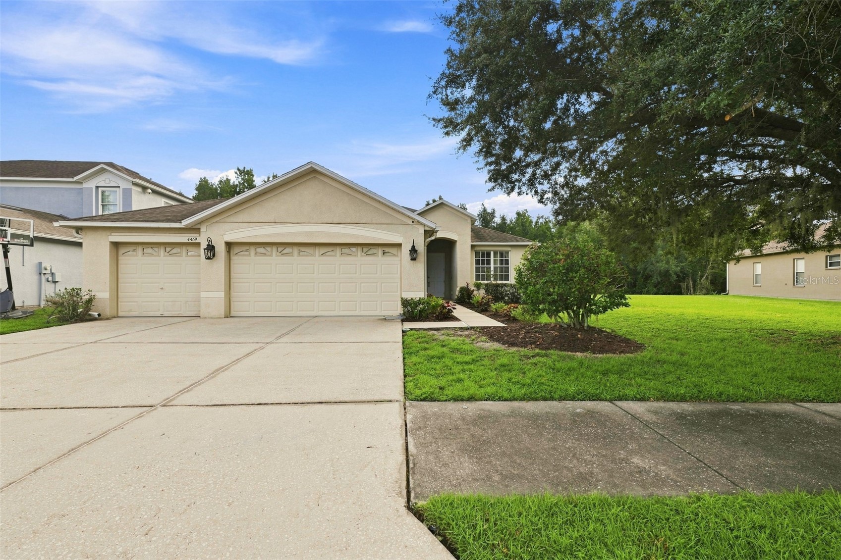 4469 STONEY RIVER DRIVE