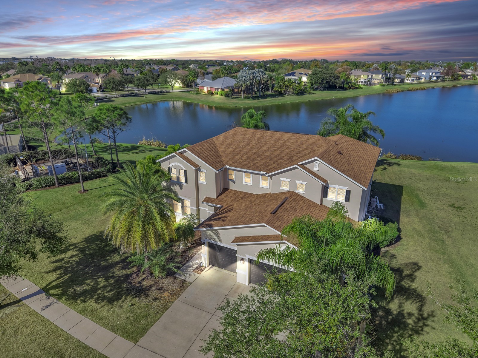 5457 SANDY SHELL DRIVE