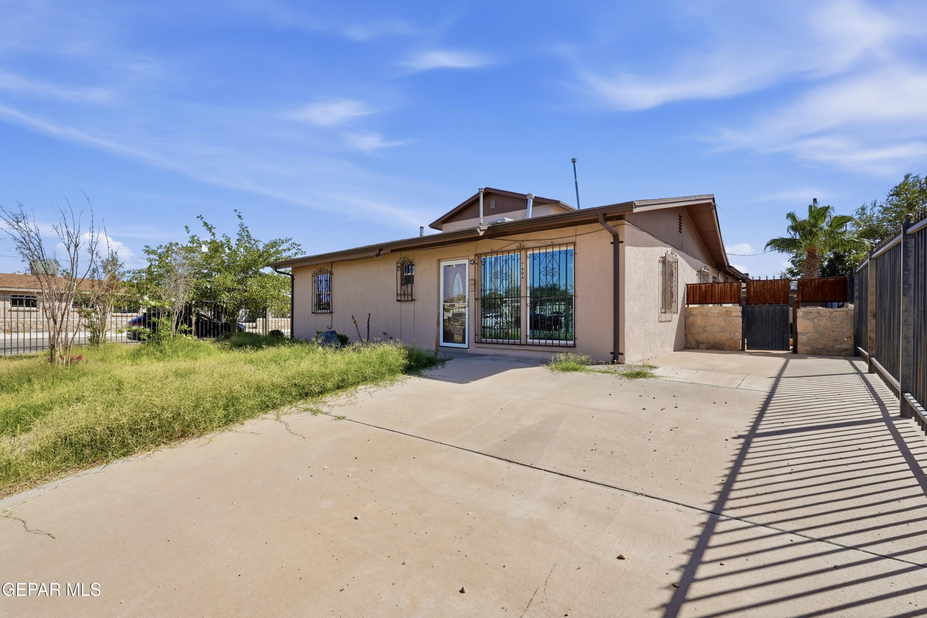7404 MIMOSA Avenue, El Paso, TX 79915
