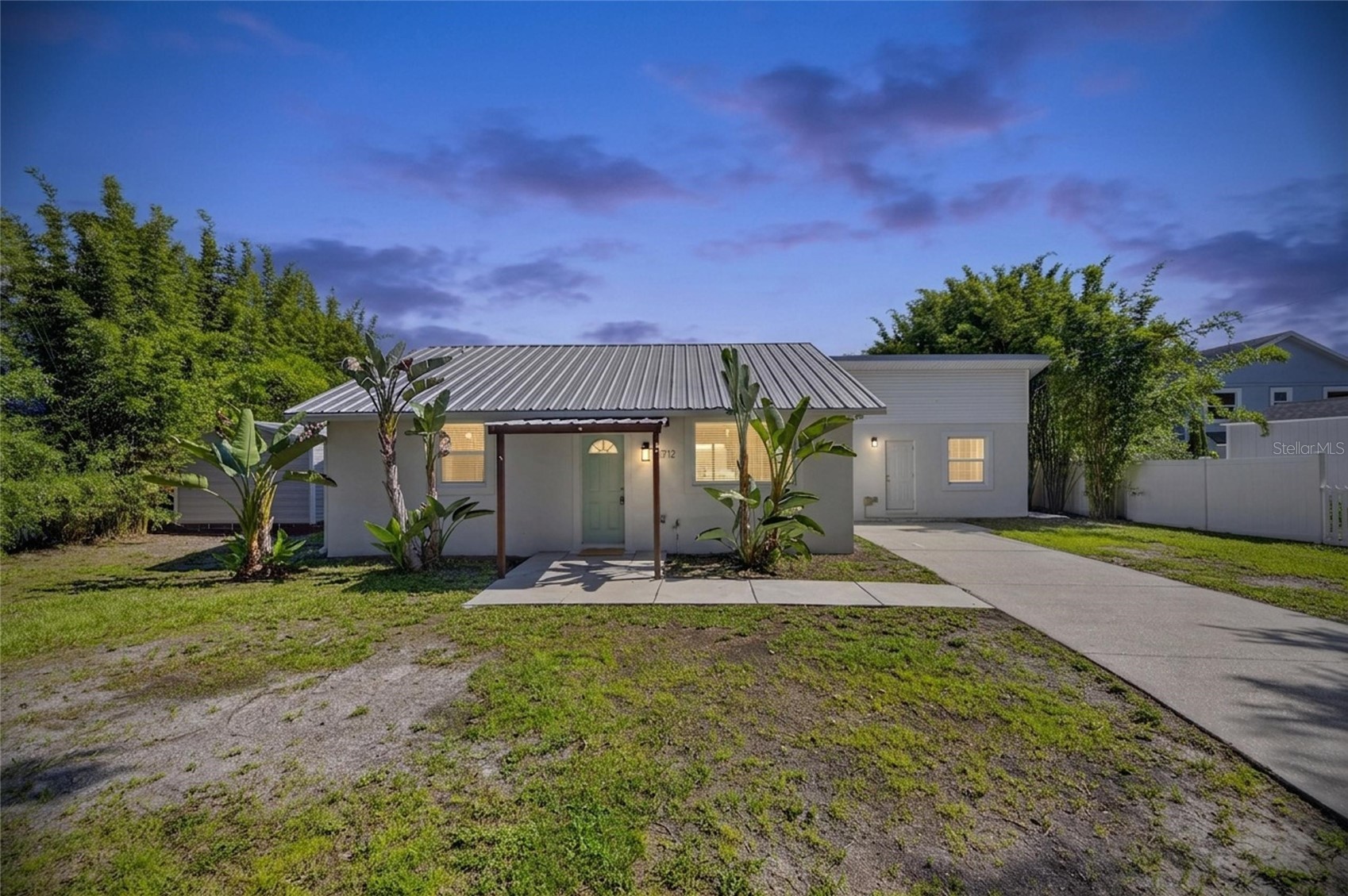 6712 MYRNA DRIVE