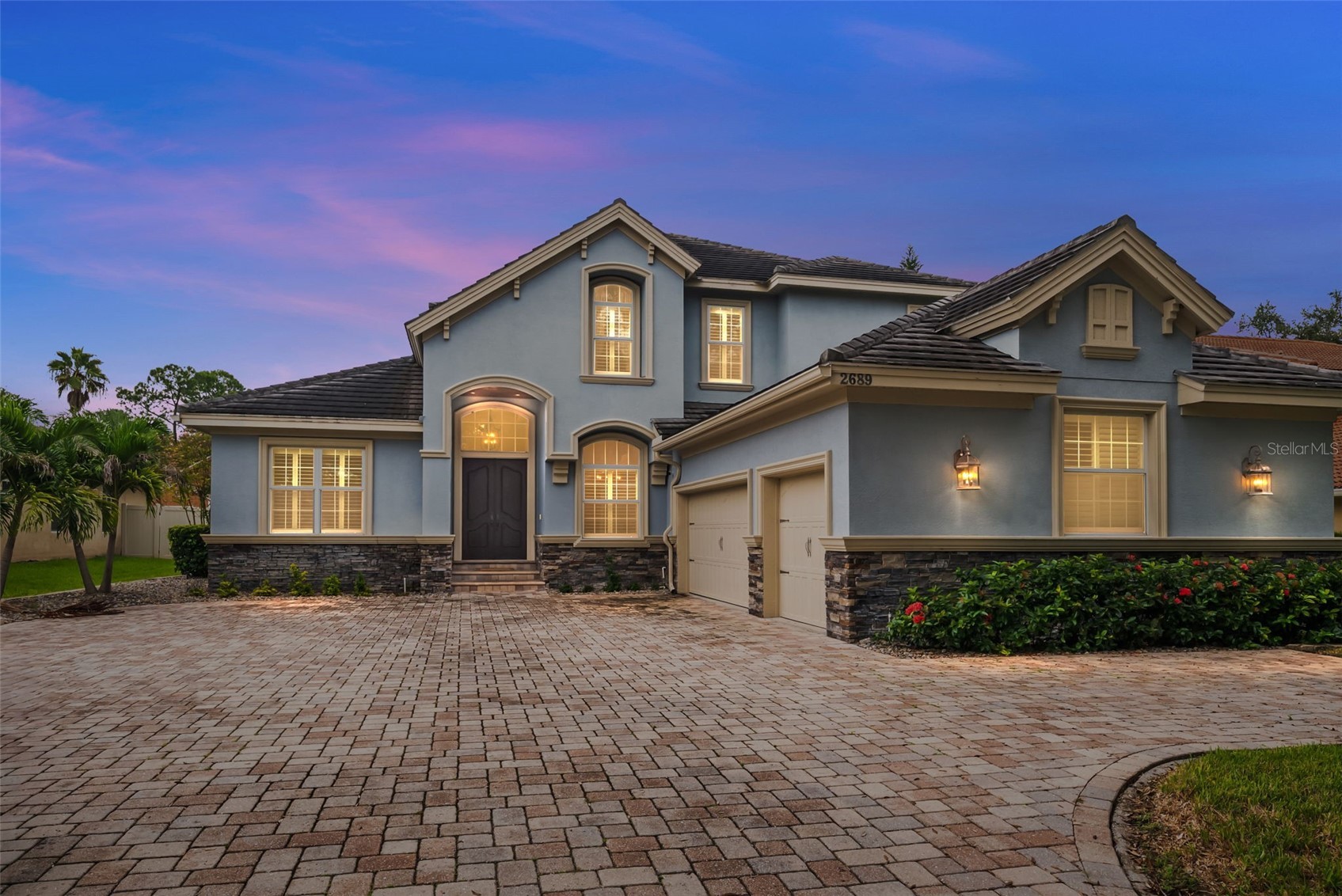 2689 WATERS EDGE COURT