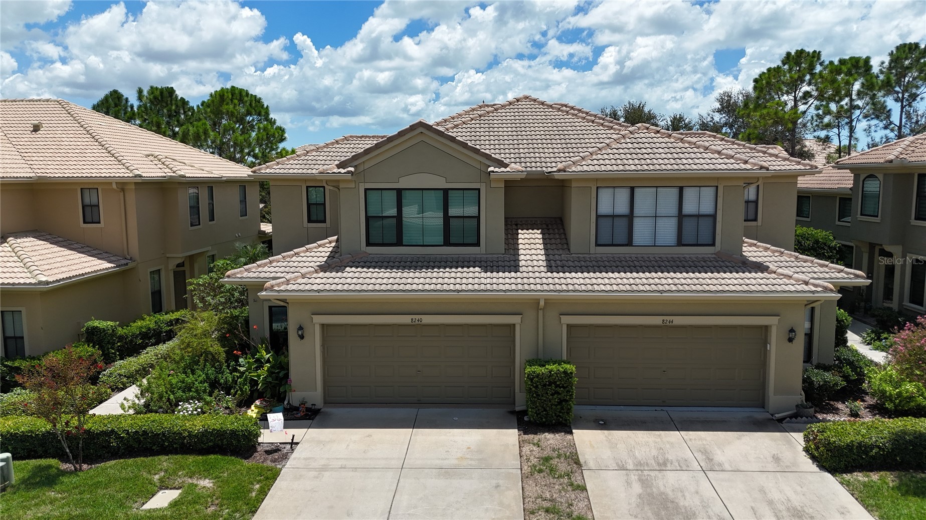 8240 ACADIAN LANE