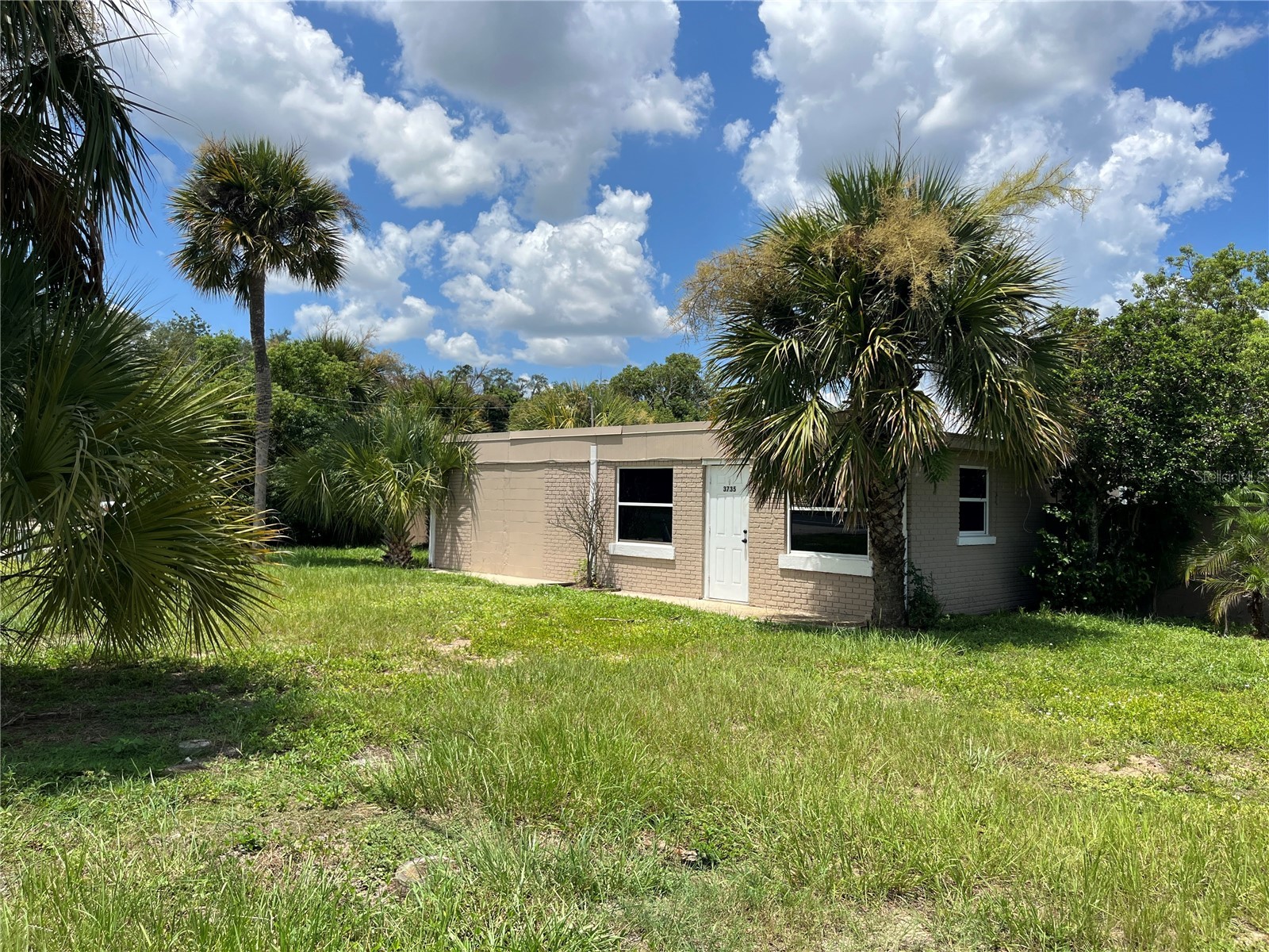 3735 HIGHWAY 60 E Front Apt