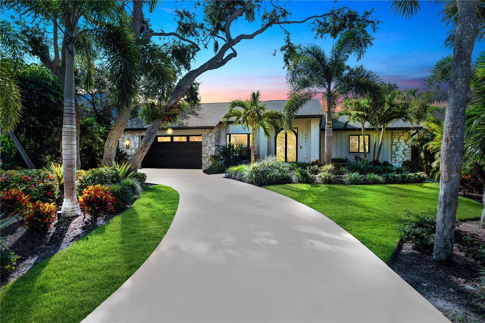 5361 SIESTA CT