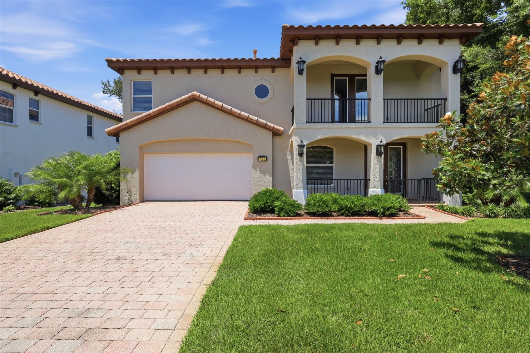 750 ONYX PARKWAY