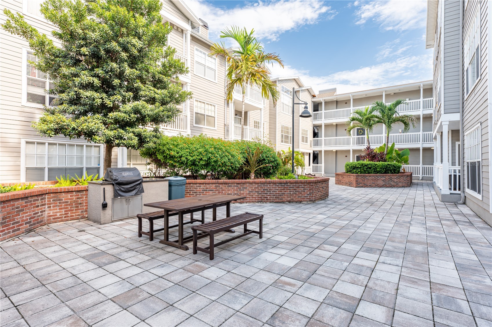 800 S DAKOTA AVENUE 337