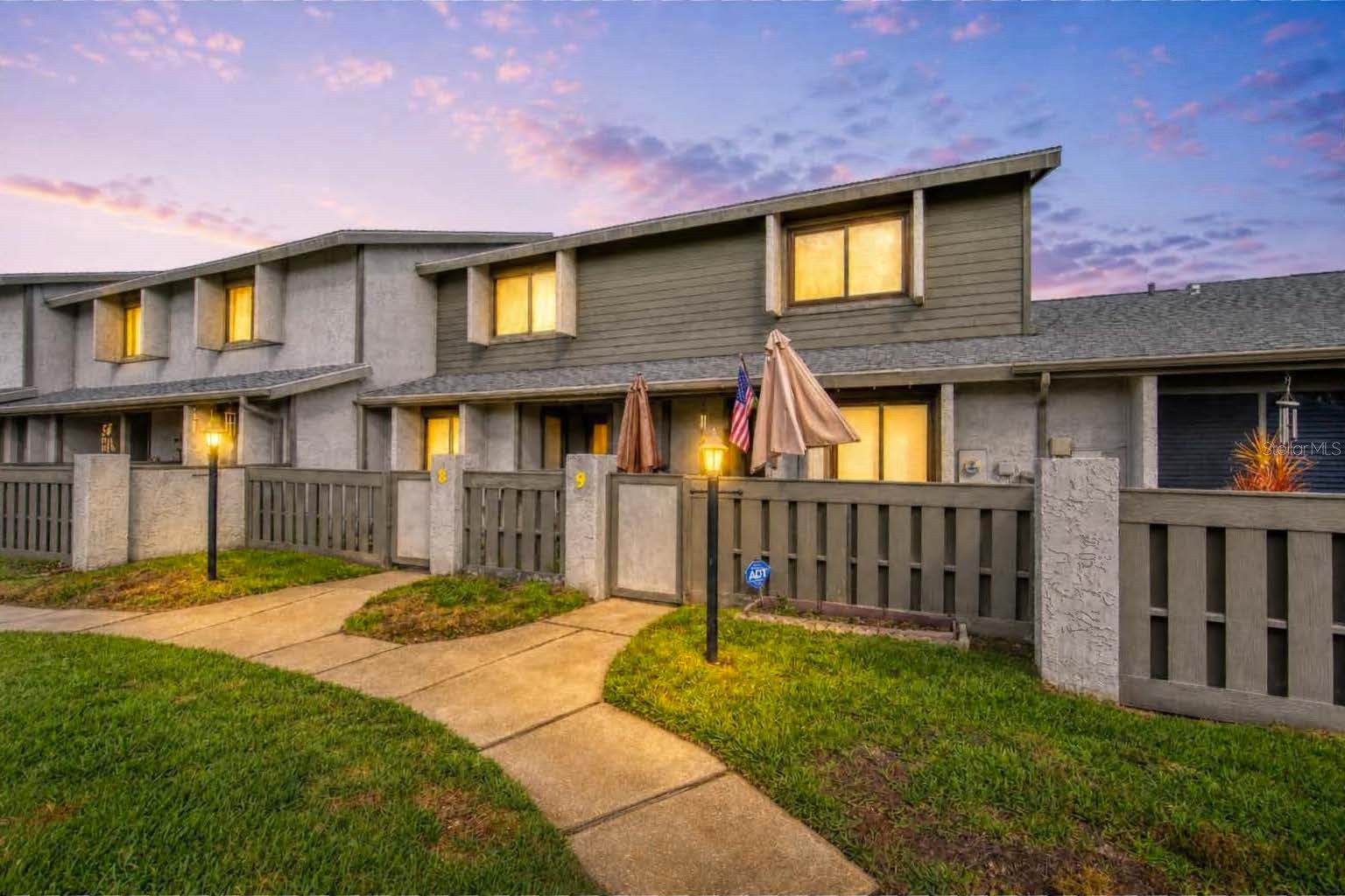 210 LEMON TREE LANE 9