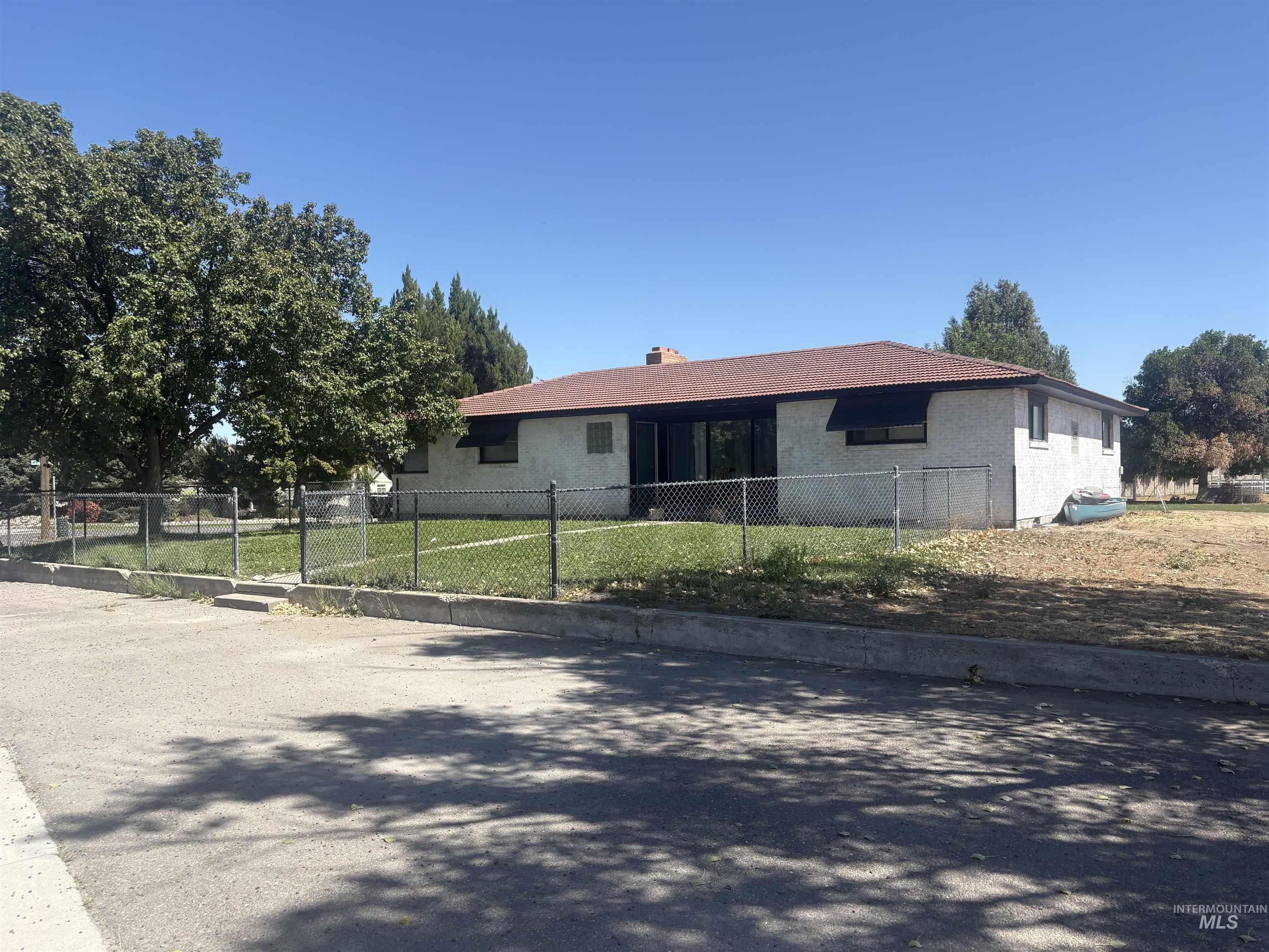1288 Eastland Dr. North, Twin Falls ID 83301