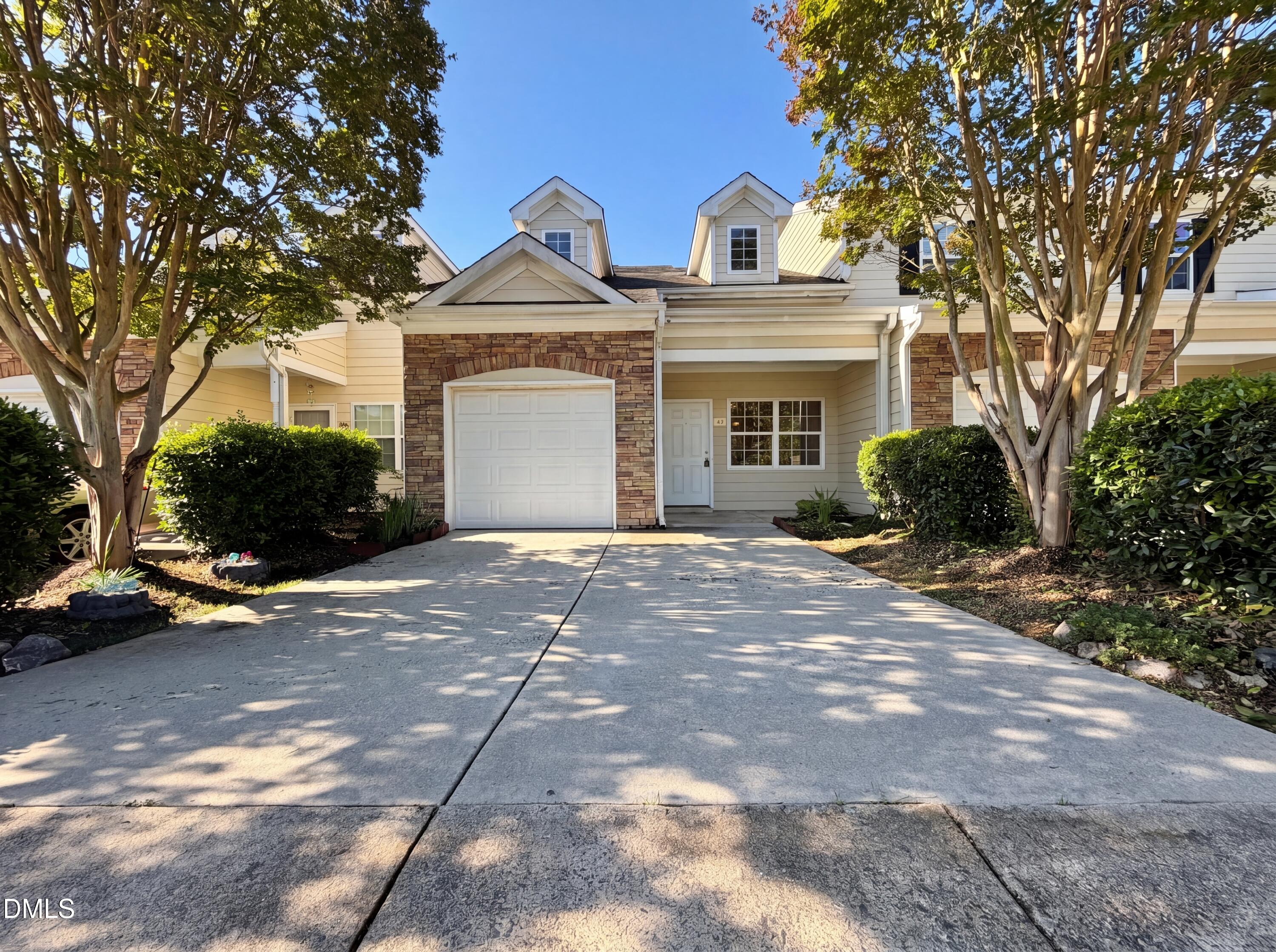 42 Sunnyview Lane, Clayton, NC 27520
