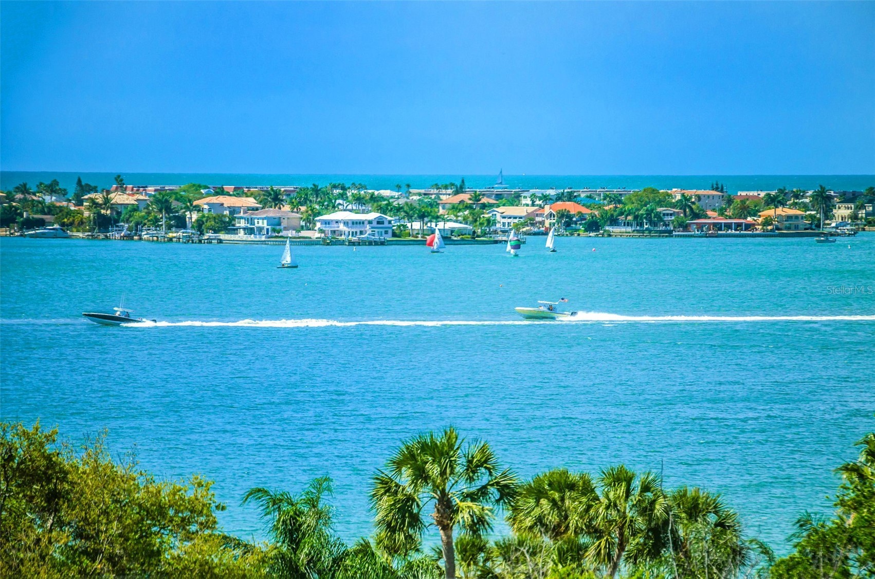 139 BLUFF VIEW DRIVE 407
