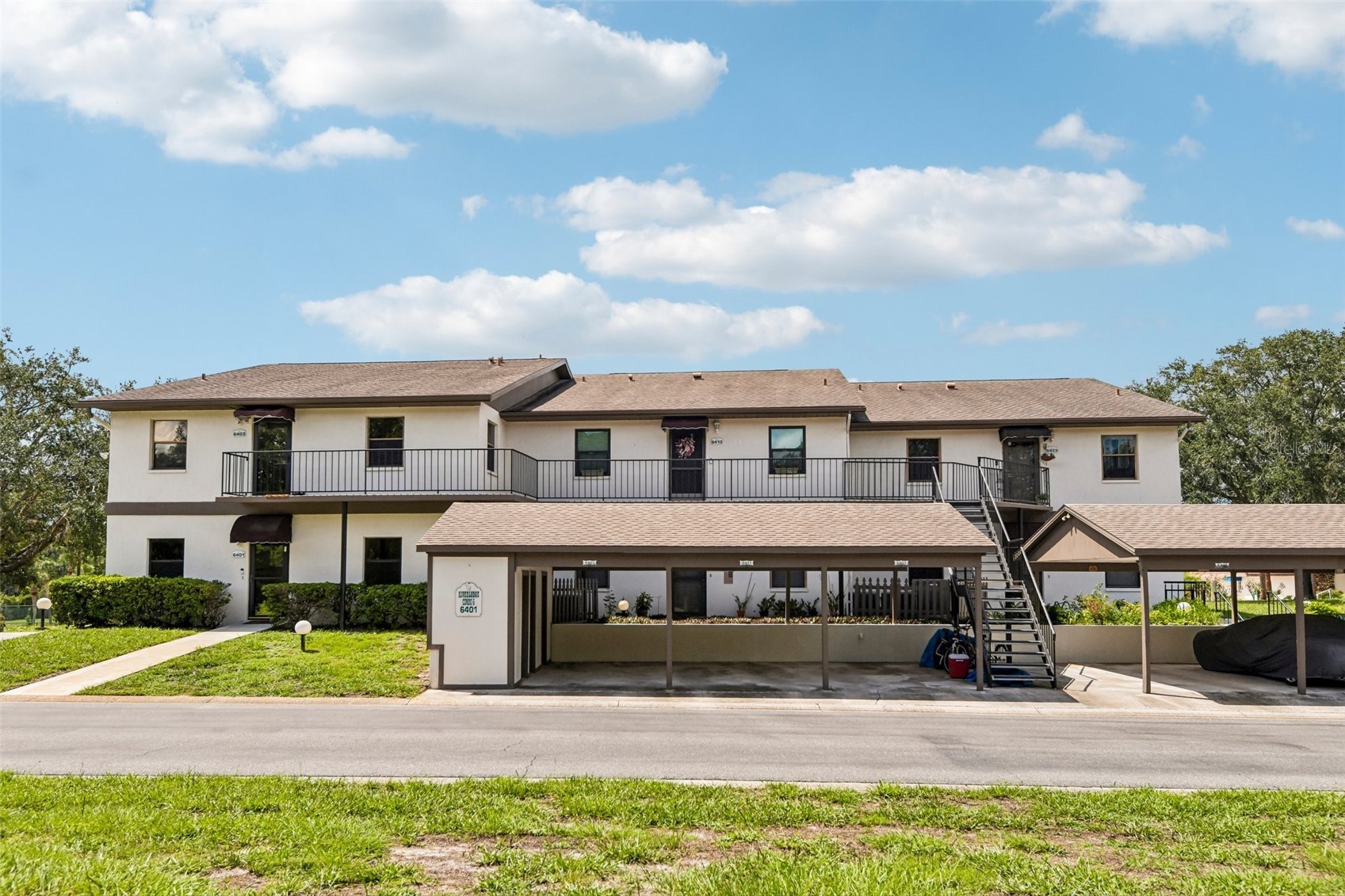 6413 RIVER LODGE LANE