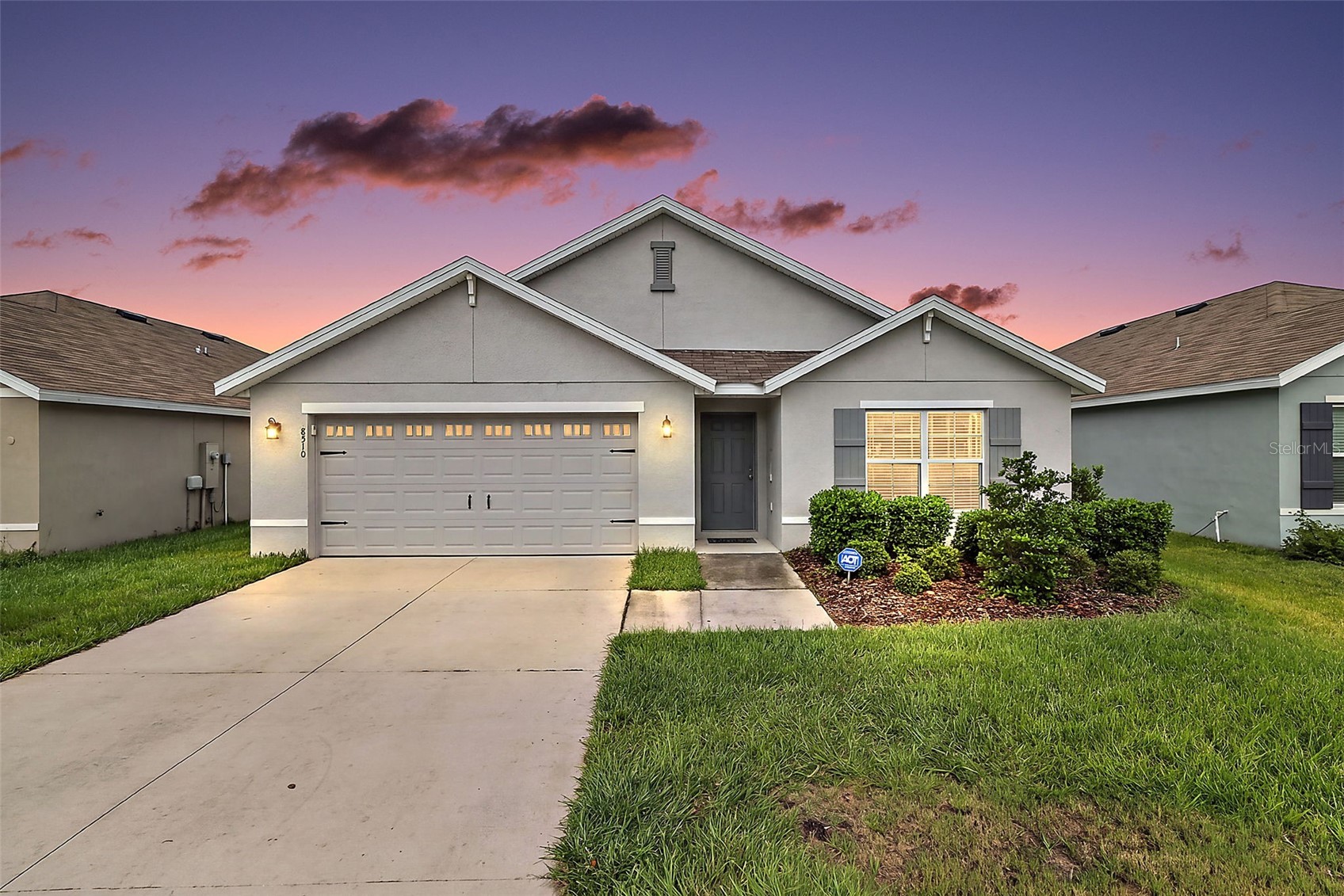 8510 TRIUMPH CIRCLE