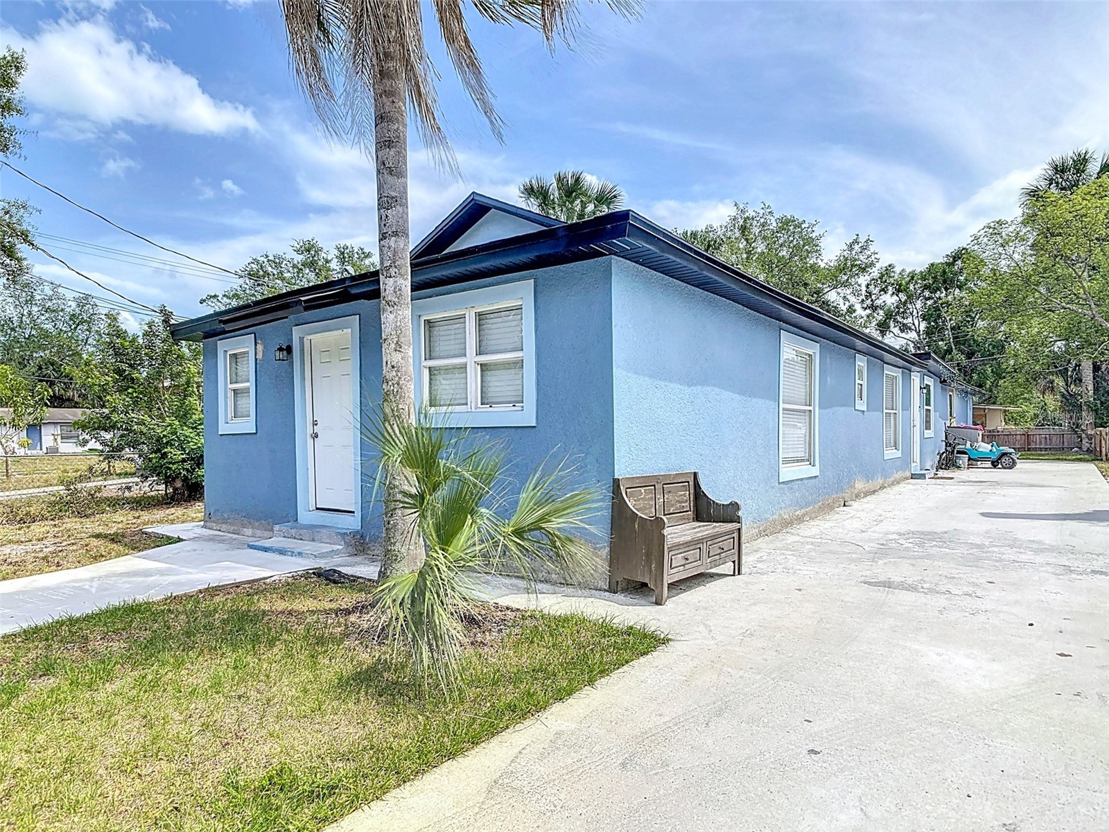 1403 W 13TH PLACE