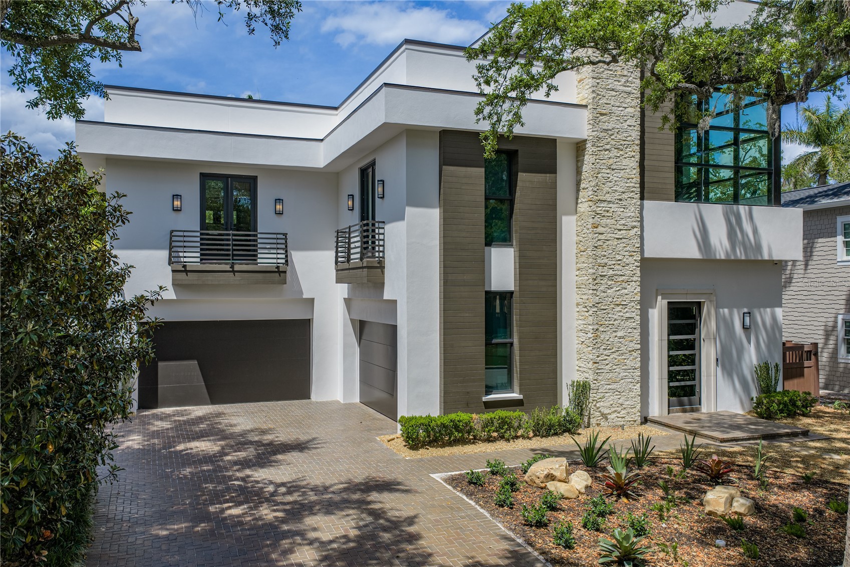 2903 W HAWTHORNE ROAD