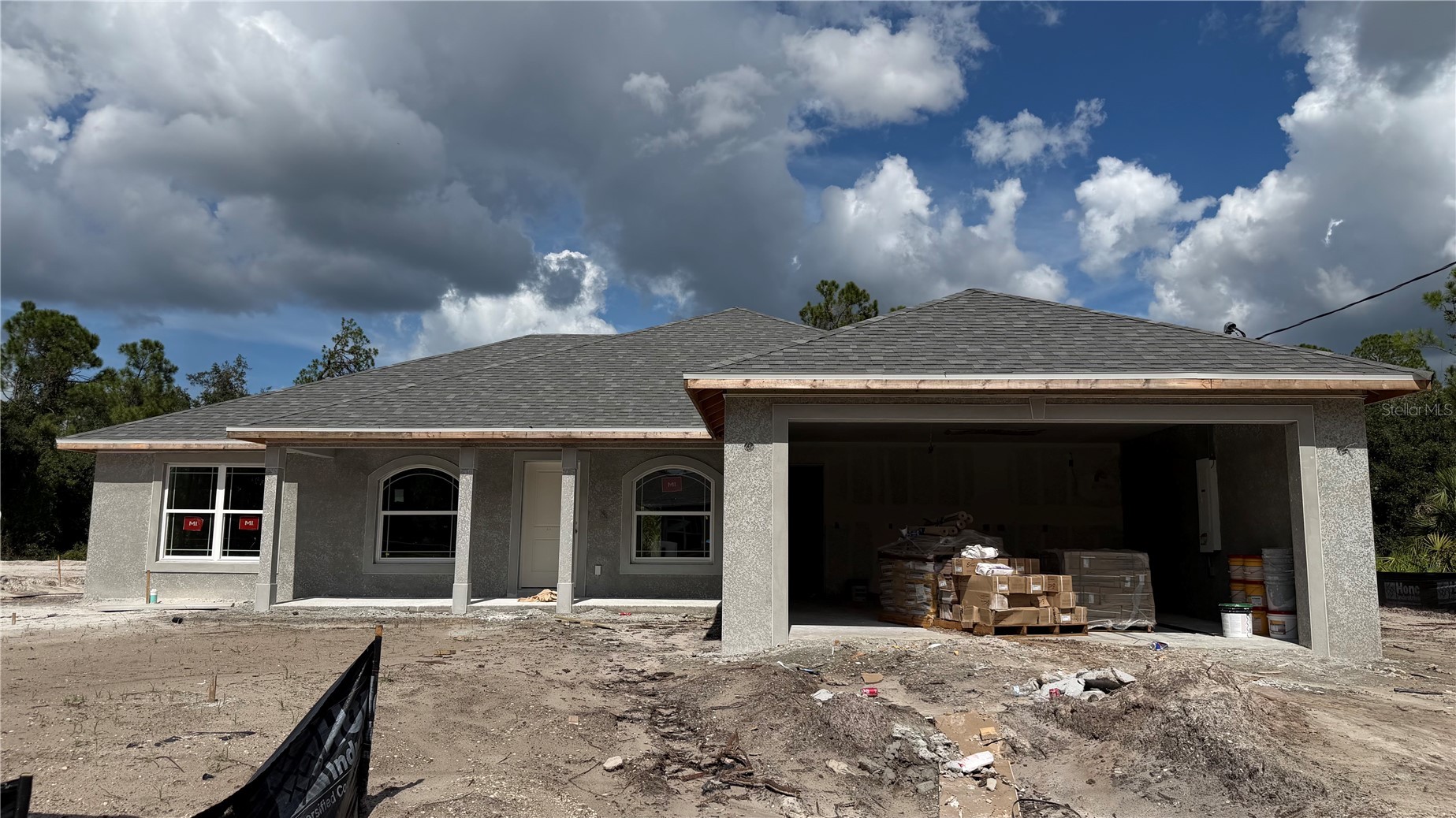 2104 BENNETT LANE