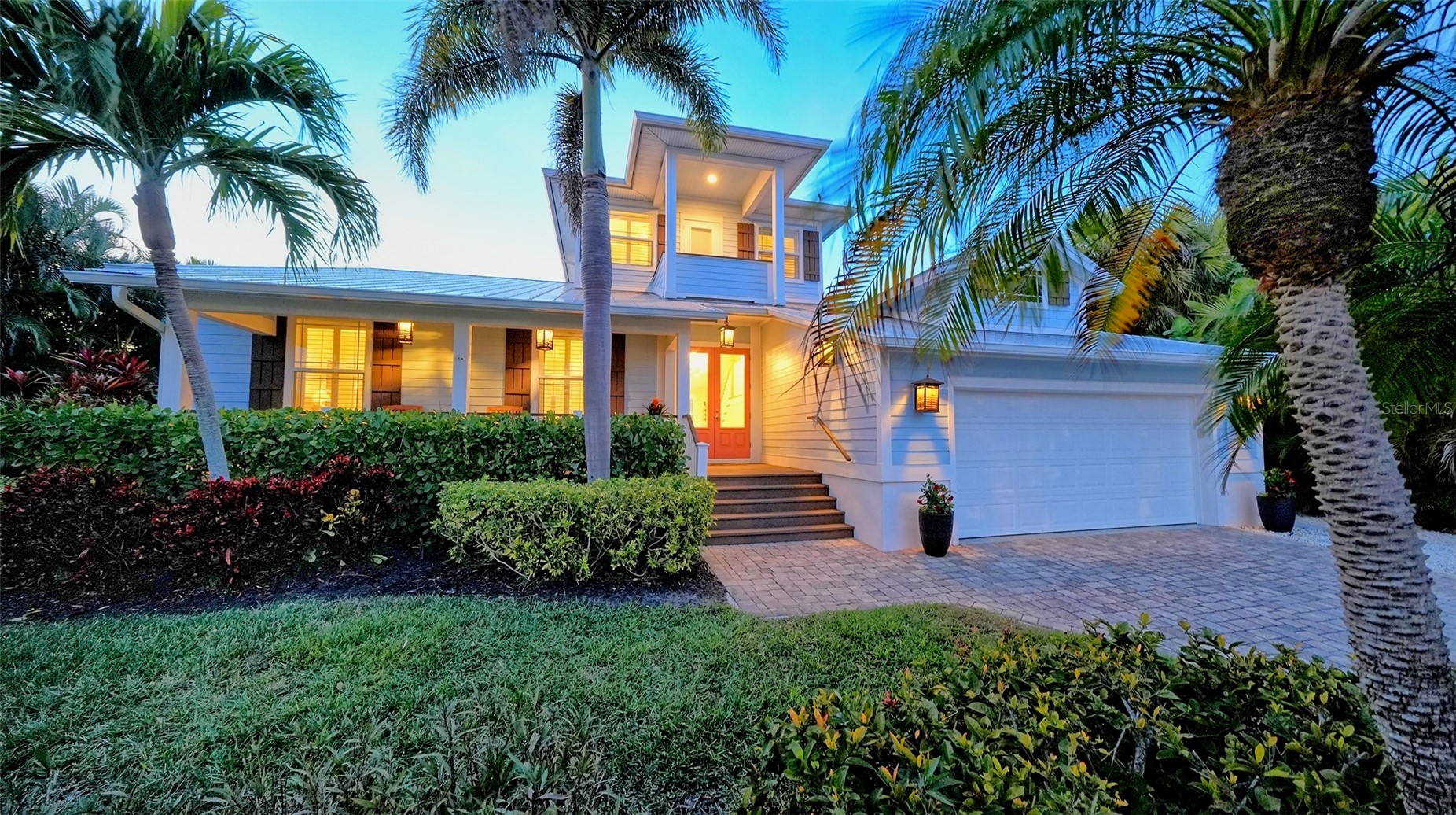 605 N POINT DRIVE