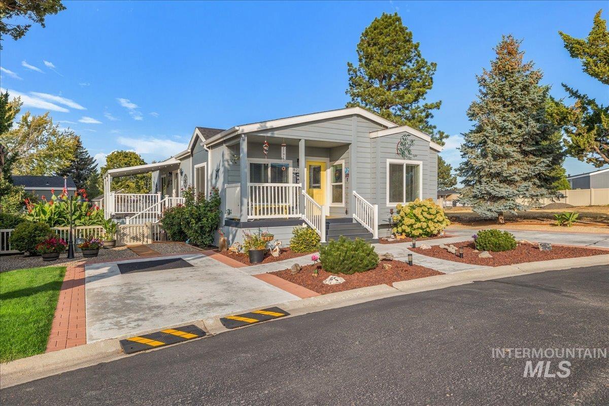 8225 Blue Ridge Ln, Boise ID 83716