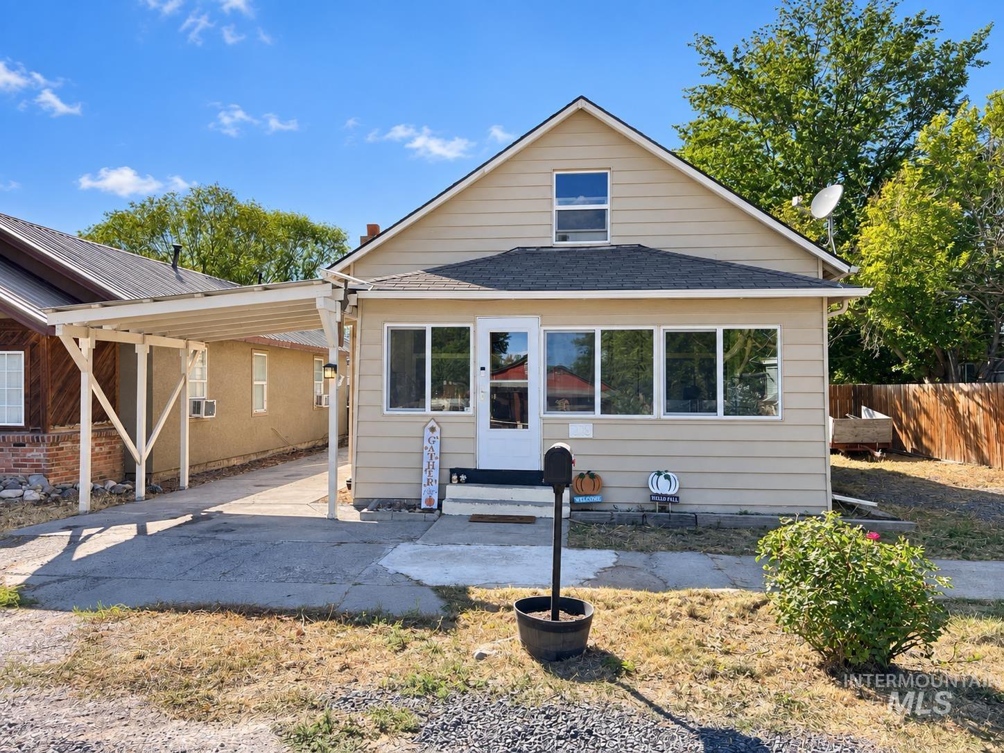 313 Michigan St, Gooding ID 83330