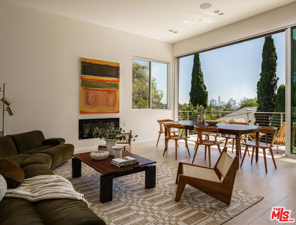 2309 Cove Avenue