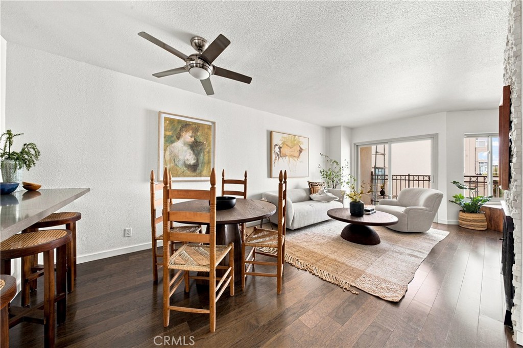 141 S Clark Drive 422
