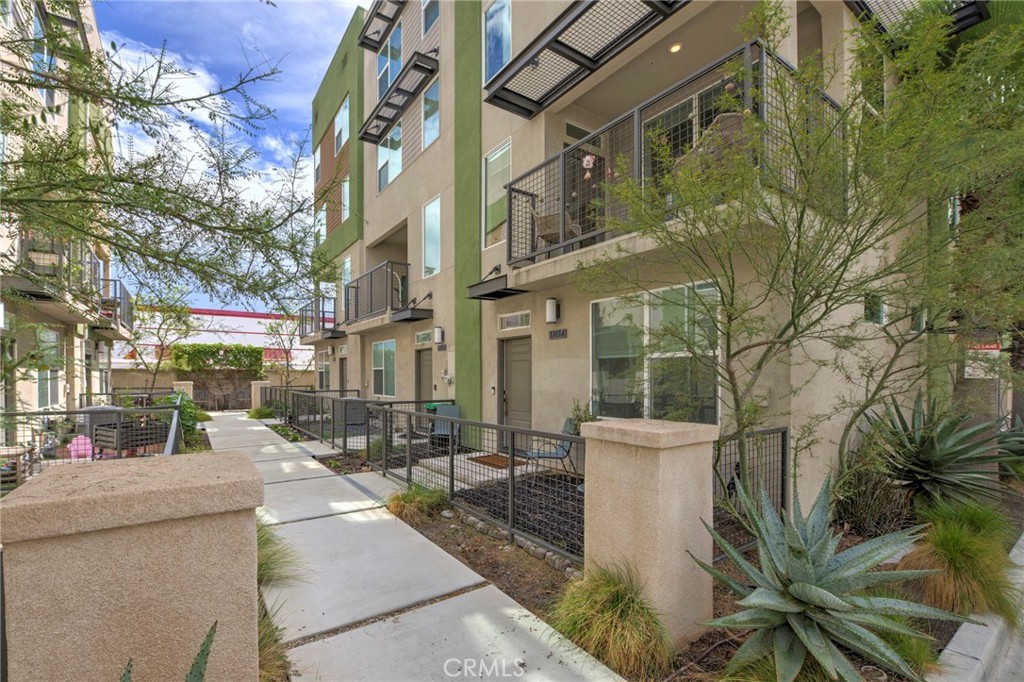 17614 Garden House