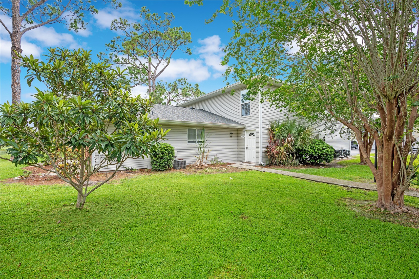 4274 PINEBARK AVENUE 3
