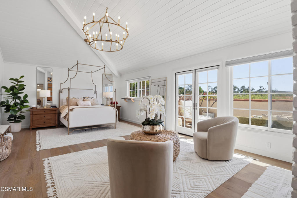 1685 Plum Hollow Circle