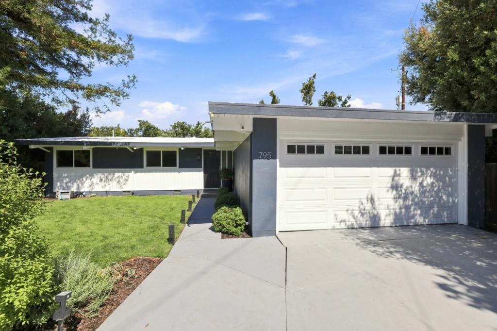 795 E Charleston Road