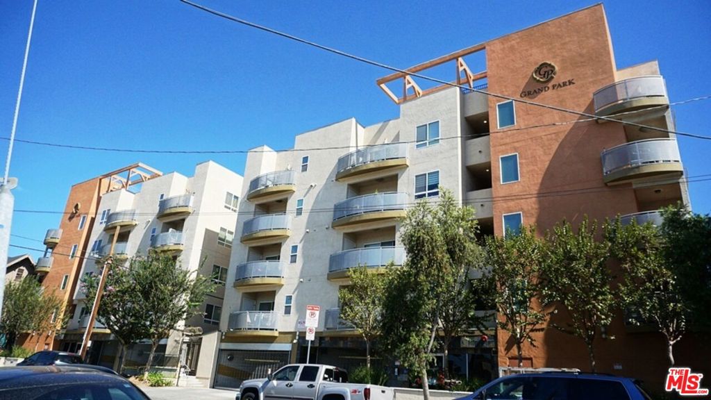 2311 W 10th Street 203