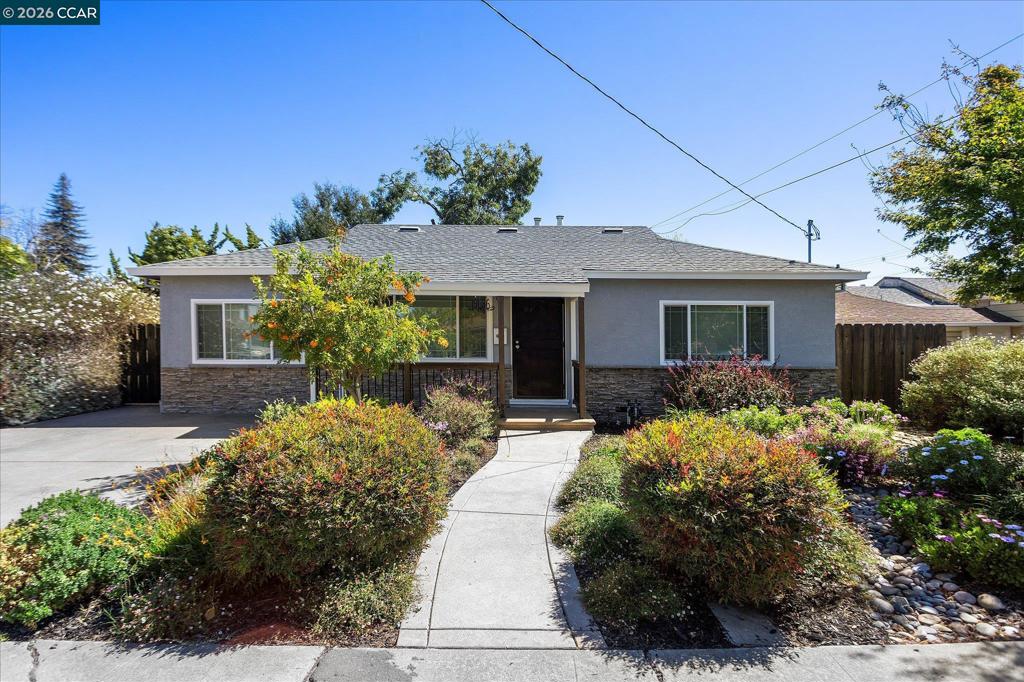 19656 San Miguel Ave