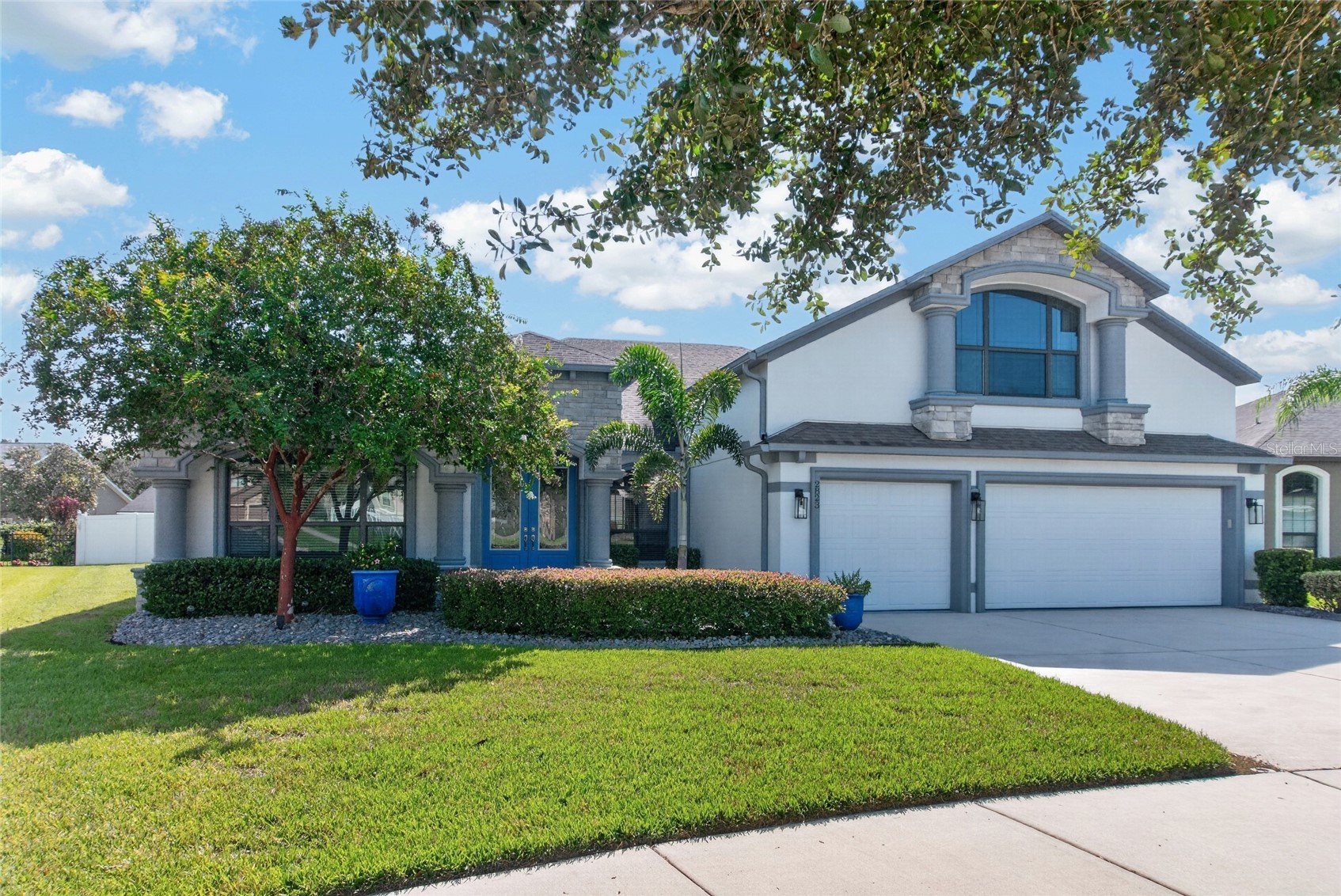 2823 COLEWOOD LANE