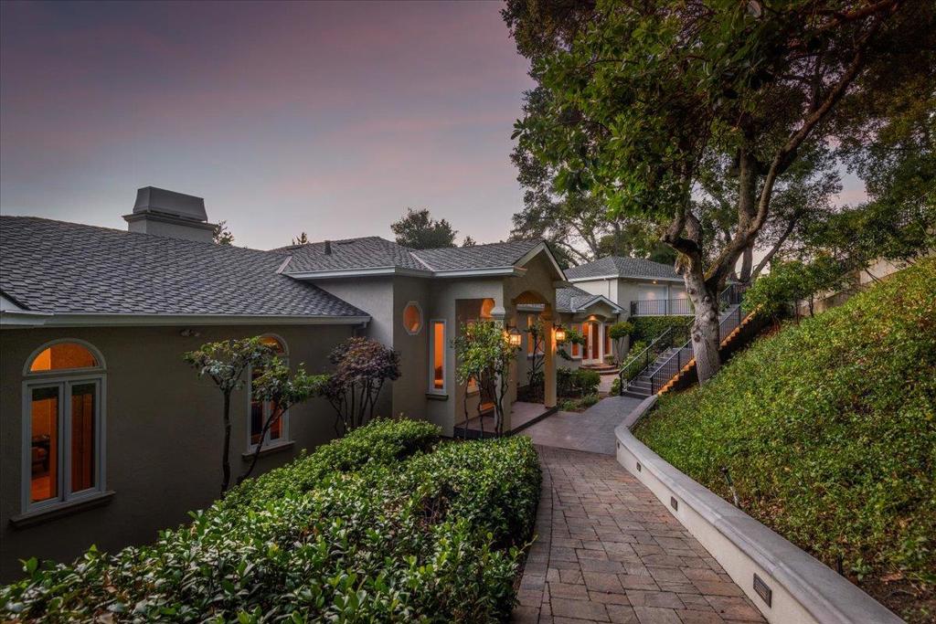 55 Vista Verde Way