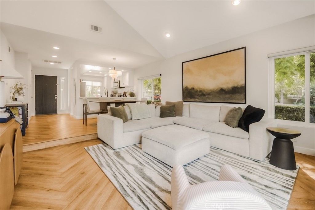 189 S Solana Drive 1