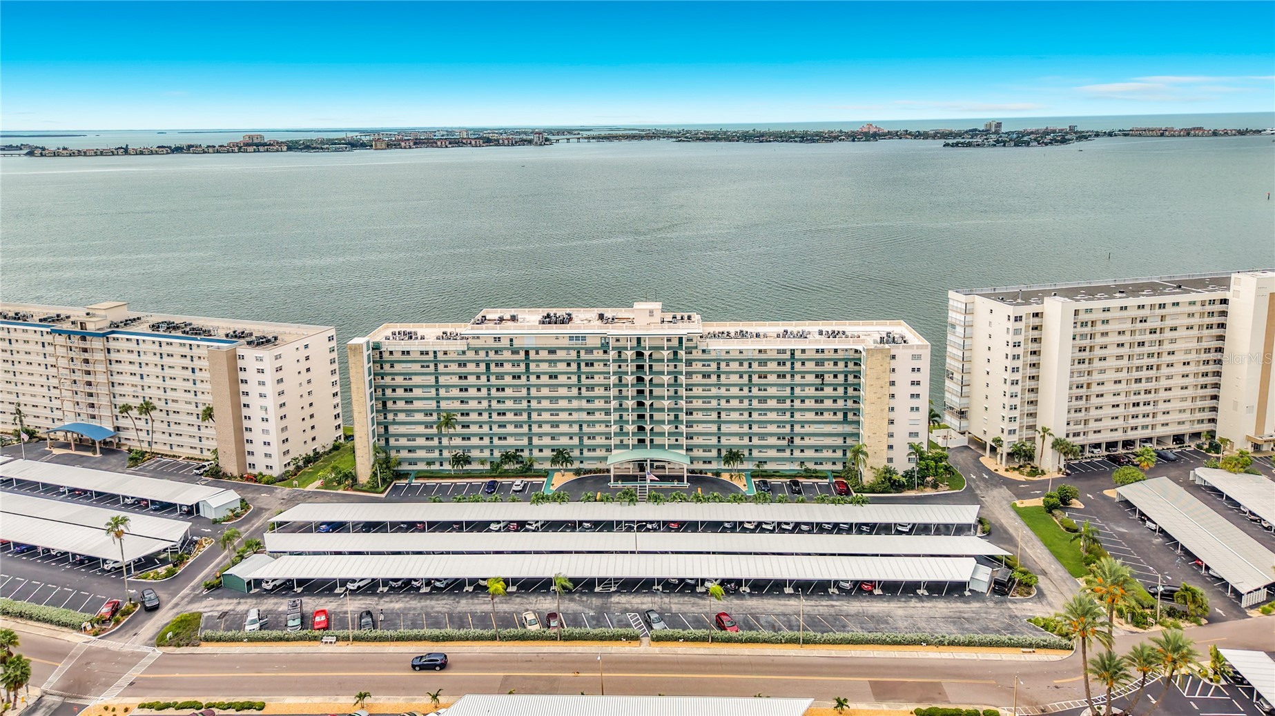 6020 SHORE BOULEVARD S 211