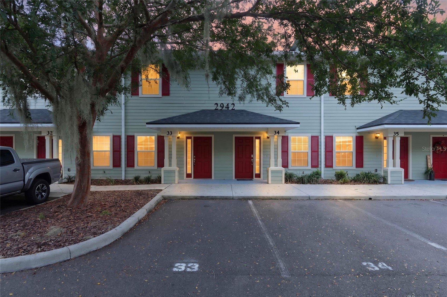 2942 SW 35TH PLACE 33
